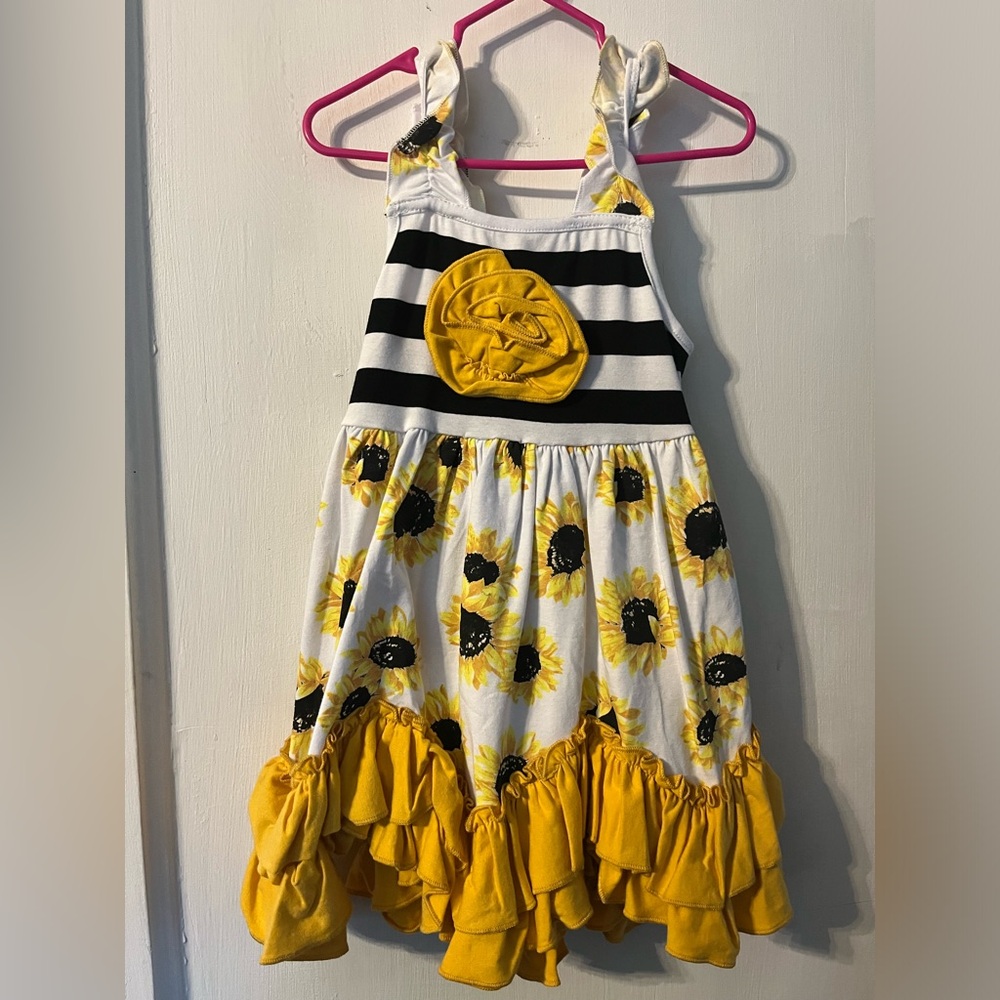 Adorable Sweetness-size 5 outfit-used/great condition